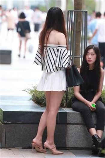 绝对服从b y一枚夹心饼