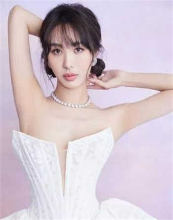 妈妈想补偿女儿木鱼
