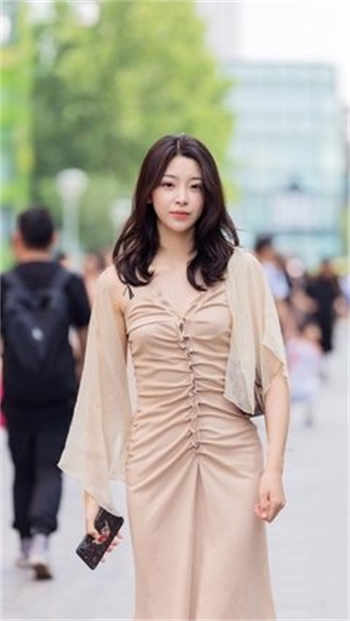 与妻母共乐短篇小说