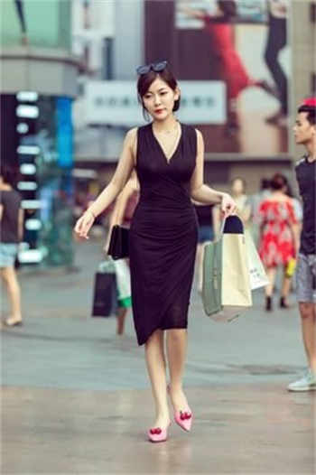 深情软件库球球大作战
