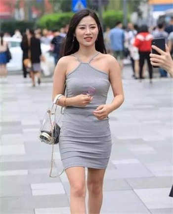 16少女怀孕一肚子蛇