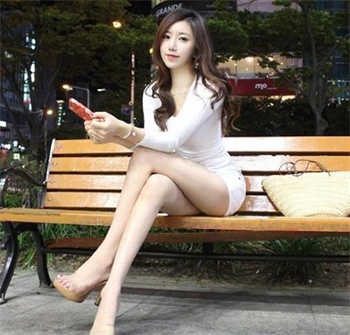 沈娜娜初次面试