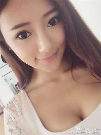 杨一凡比大小