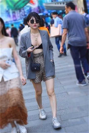 奇思妙想小莹第九部20章