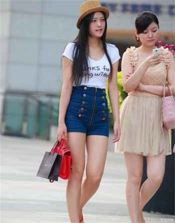亚洲女小学生 18 视频