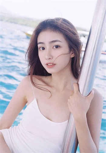 都市猎艳之美母李心柔