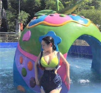 华师大门口走廊事件