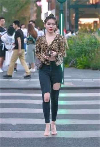 梦见异性主动加我微信