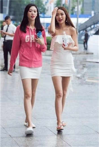 张灯结彩造句