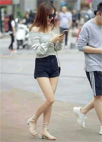 穿越女配的军婚生活