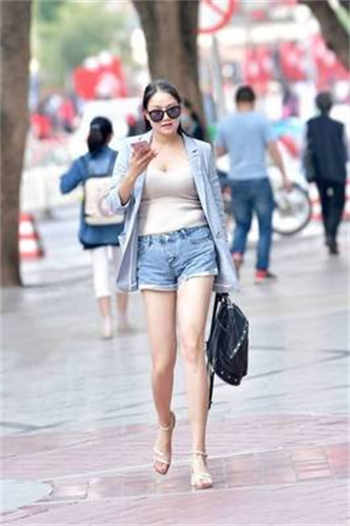 杂乱合家欢无弹窗