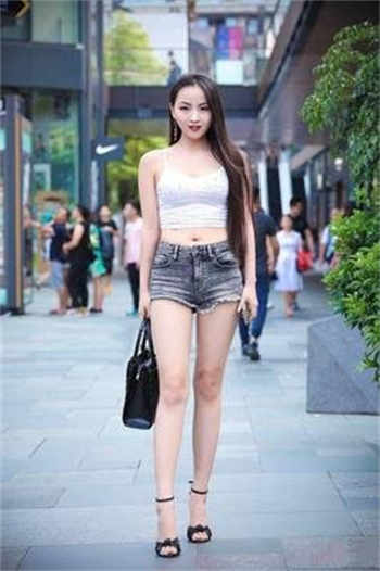 满十八点击此处
