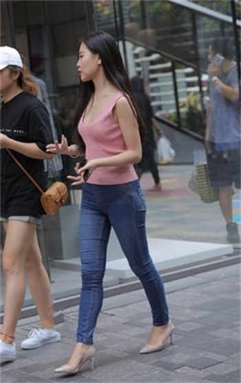 比妻子漂亮妈妈