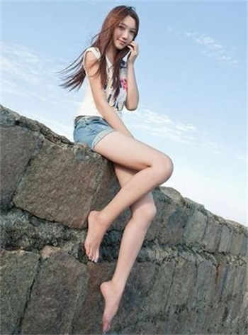 董小宛与董鄂妃