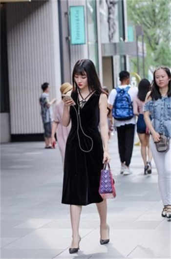 表达时间过得快的句子