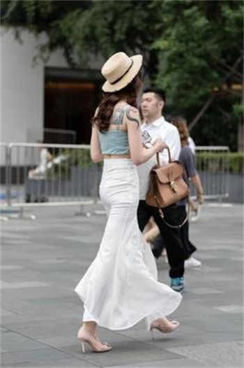 麻痘吴梦梦打不到末班车