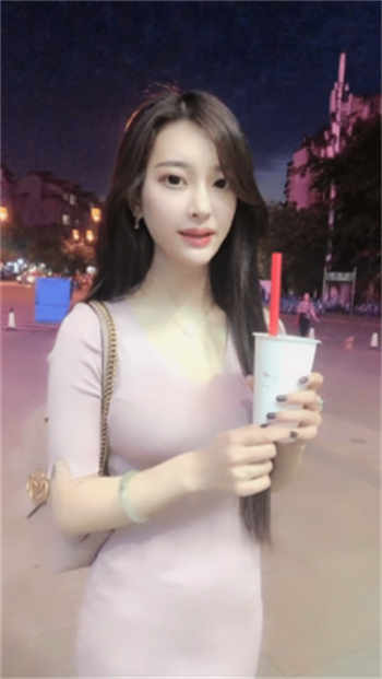 chloescott黑白配