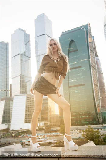 萌白酱私人订制粉白色